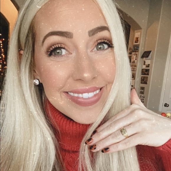 Meet your Posher, Mikell - Picture 3 of 6